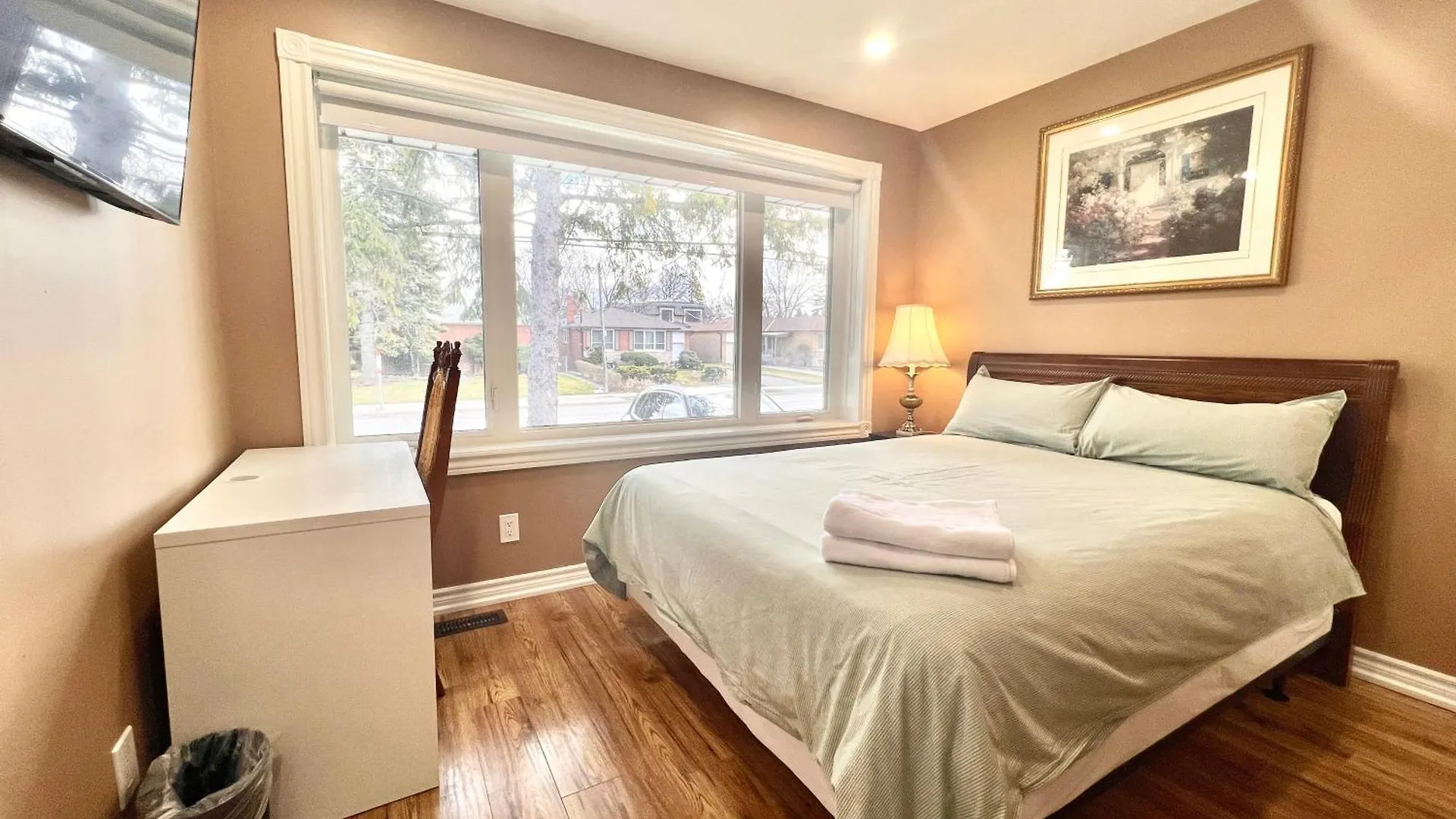 Séjour chez l'habitant Newly Renovated Detached Home Near Finch Subway Station Toronto