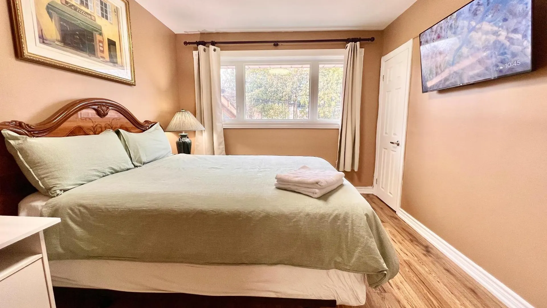 Newly Renovated Detached Home Near Finch Subway Station Toronto